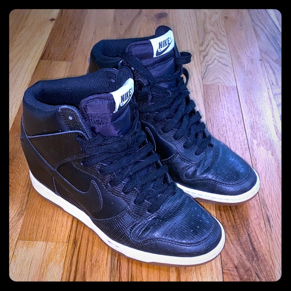 nike high top sneakers